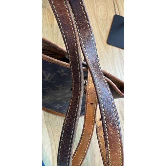 LOUIS VUITTON Petit Bucket PM Monogram Canvas (Inside deteriorated ) - Picture 11 of 16